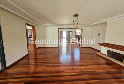 5 Bed House with En Suite in Loresho
