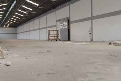 13,200 ft² Warehouse with Cctv at North Airport Rd. - 3