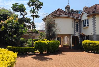 4 Bed House with En Suite at Runda