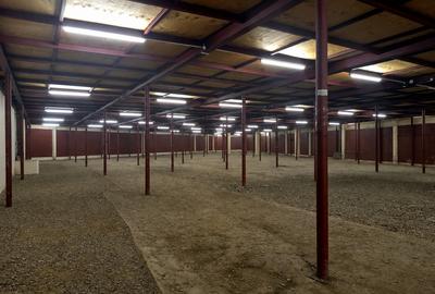 28,602 ft² Warehouse in Industrial Area - 3