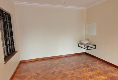 3 Bed House with En Suite in Karen - 4