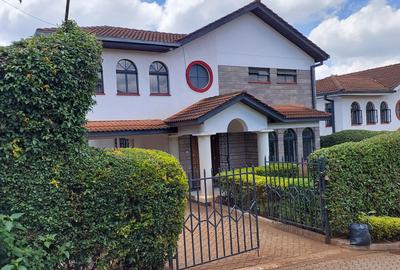 4 Bed Townhouse with En Suite at Brookside Drive