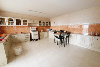 4 Bed Townhouse with En Suite at Westlands