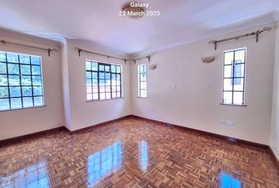 4 Bed Townhouse with En Suite in Lavington
