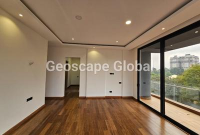 4 Bed Apartment with En Suite in Westlands Area