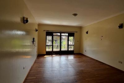 5 Bed Townhouse with En Suite in Runda - 4