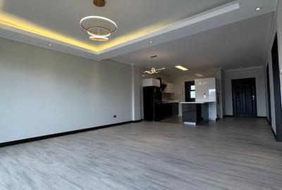 2 Bed Apartment with En Suite in Riverside - 2