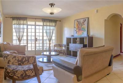 3 Bed Apartment with En Suite in Naivasha Road