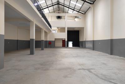 8,400 ft² Warehouse with Parking in Mlolongo