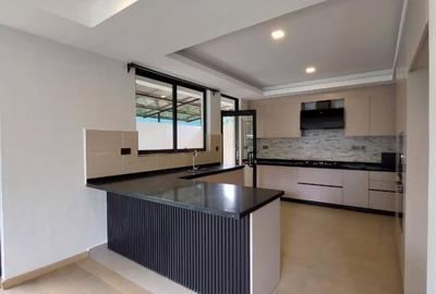 4 Bed Townhouse with En Suite in Lavington - 4