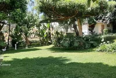 5 Bed House with En Suite at Nyari
