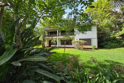 4 Bed House with En Suite in Runda - 3