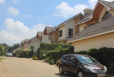 4 Bed Villa with En Suite in Kiambu Road - 4