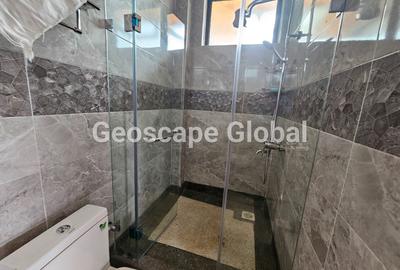3 Bed House with En Suite in Nyari