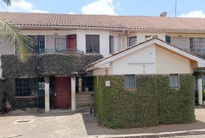 4 Bed Villa with En Suite in Kileleshwa