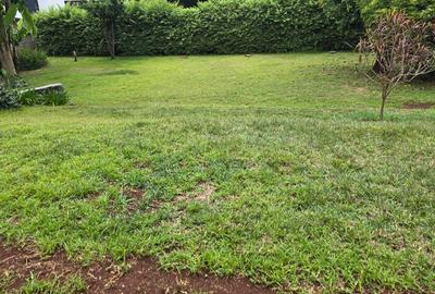 5 Bed House with En Suite in Runda