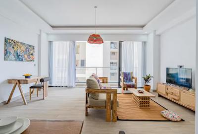 2 Bed Apartment with En Suite in Riverside - 3