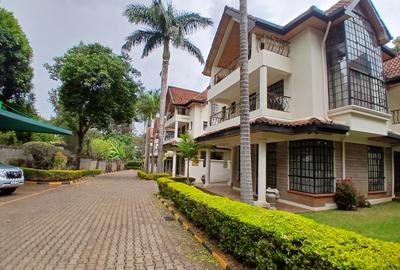 5 Bed Townhouse with En Suite at Lavington Green - 2