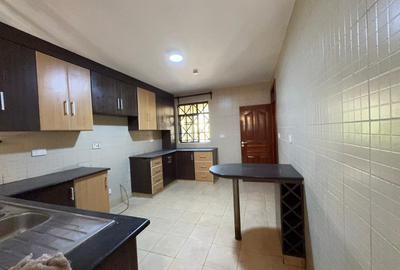 5 Bed Townhouse with En Suite in Kileleshwa - 3