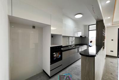 2 Bed Apartment with En Suite at Argwings Kodhek Road - 3