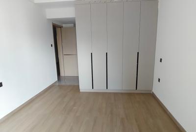 2 Bed Apartment with Swimming Pool in Riverside - 2