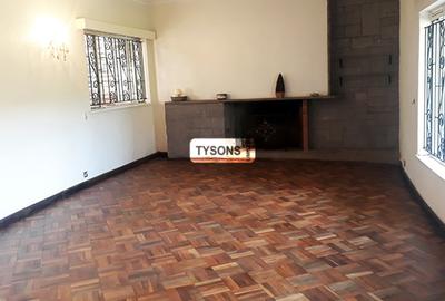 5 Bed House with En Suite in Muthaiga