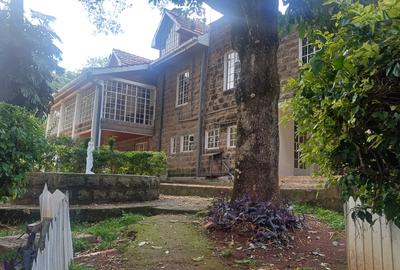 8 Bed House in Muthaiga