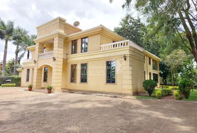 5 Bed Villa with En Suite in Gigiri