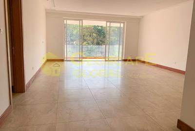 3 Bed Apartment with En Suite in Westlands Area - 4