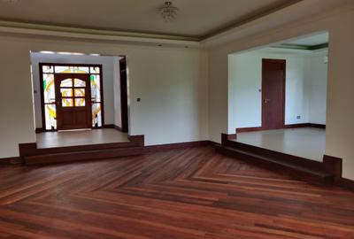 4 Bed House with En Suite in Kitisuru - 4