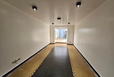 3 Bed Apartment with En Suite in Riverside