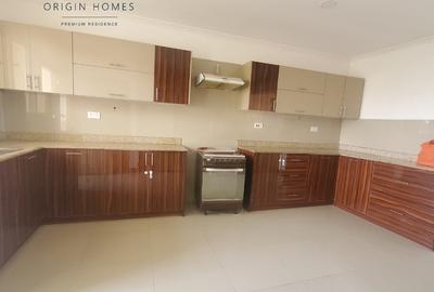 3 Bed Apartment with En Suite at Kilimani