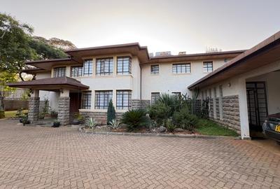 5 Bed Townhouse with En Suite in Karen