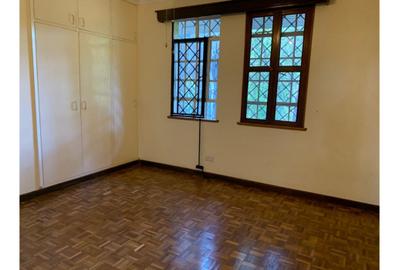 3 Bed Apartment with Garden in Muthaiga