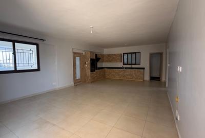 2 Bed Apartment with En Suite in Rhapta Road