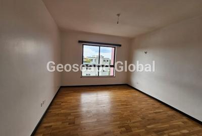 4 Bed Apartment with En Suite in Westlands Area
