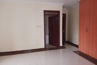 3 Bed Apartment with En Suite at Lavington