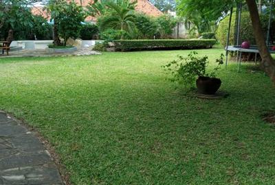3 Bed Townhouse with En Suite at 3000