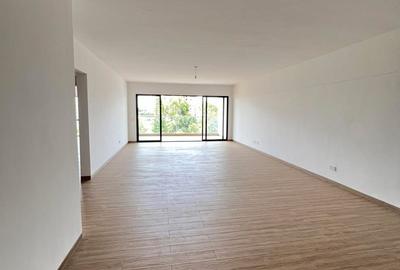 3 Bed Apartment with En Suite at Valley Arcade - 2