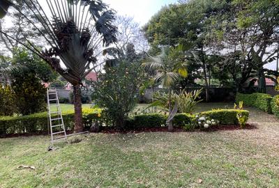 5 Bed Villa with En Suite in Runda - 3