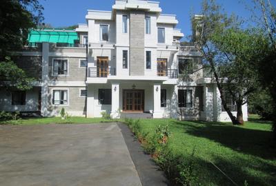 8 Bed House with En Suite at Off Bogani Rd - 3