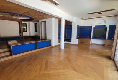 6 Bed House with En Suite in Kitisuru