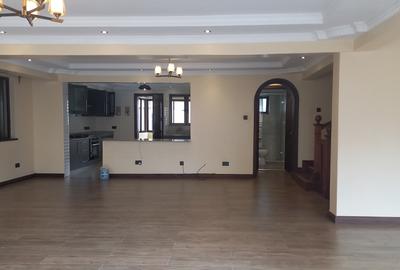 5 Bed Townhouse with En Suite in Lavington