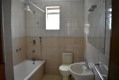 4 Bed Apartment with Borehole in Kilimani - 2