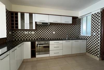 3 Bed Apartment with En Suite in Kileleshwa