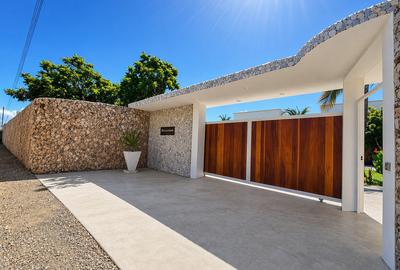 4 Bed Villa with En Suite in Watamu - 2