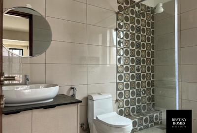 Studio Apartment with En Suite in Westlands Area