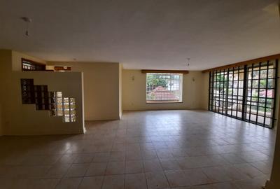 Serviced 3 Bed Apartment with En Suite in Kilimani