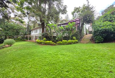 4 Bed House with En Suite at Lavington Green - 3