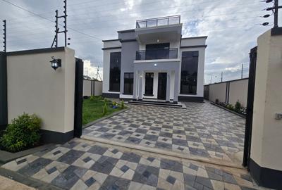 4 Bed House with En Suite at Thikaroad - 2